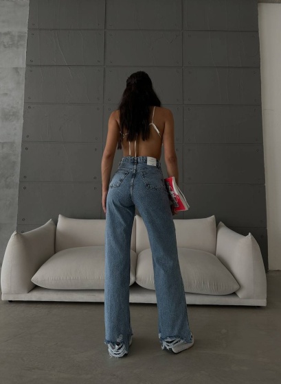 Blugi wide leg cu rupturi la tiv - Img 2