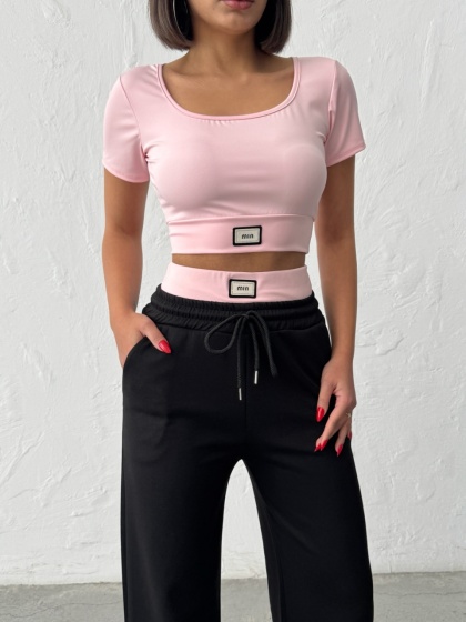Compleu sport cu bluza scurta