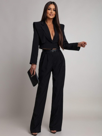 Costum cu pantalon evazat si sacou scurt - Img 4