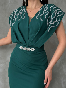 Rochie eleganta midi accesorizata cu strasuri - Img 4