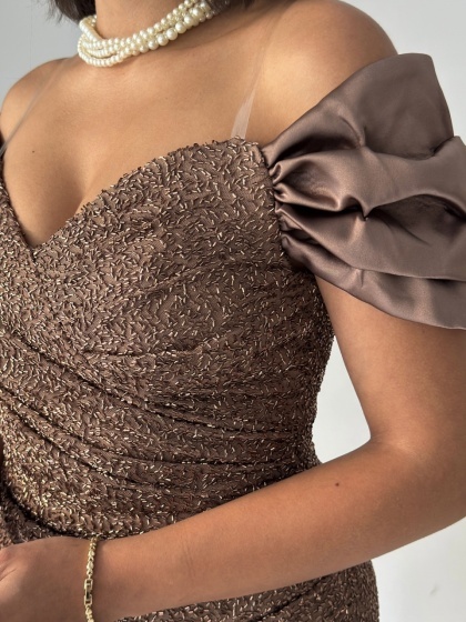 Rochie eleganta scurta accesorizata cu detalii stralucitoare - Img 6