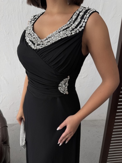 Rochie lunga din tull accesorizata cu strasuri - Img 2