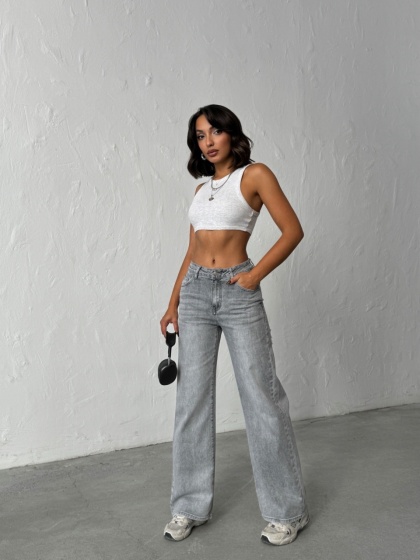 Blugi evazati cu rupturi la spate - Img 5