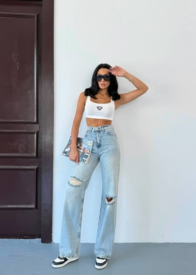 Blugi evazati cu rupturi - Img 2