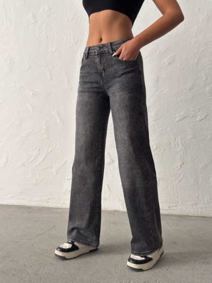 Blugi evazati elastici cu rupturi la spate - Img 3