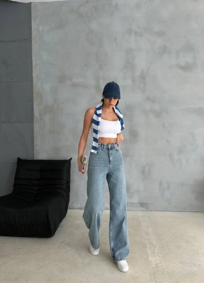 Blugi wide leg cu design rupt la spate - Img 4