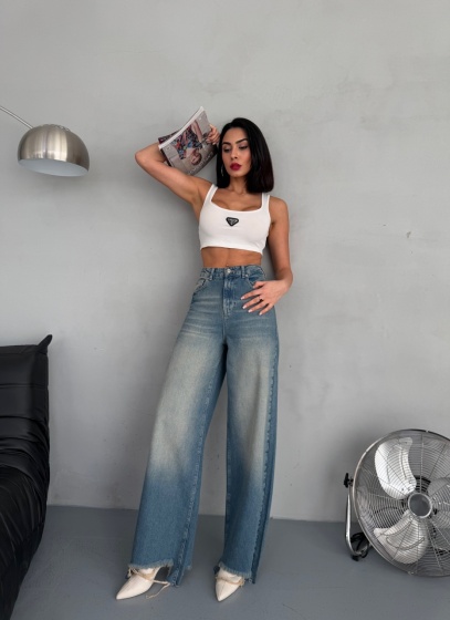 Blugi wide leg cu rupturi la tiv - Img 3