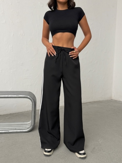 Pantaloni evazati cu detaliu dungi - Img 3