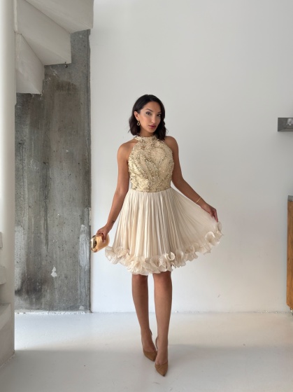 Rochie eleganta din satin creponat accesorizata cu paiete - Img 4