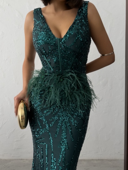 Rochie eleganta lunga cu paiete si pene - Img 1