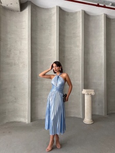 Rochie eleganta plisata cu aspect lucios - Img 6