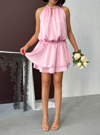 Rochie scurtă elegantă din satin cu volane accesorizata cu perlute - Img 5