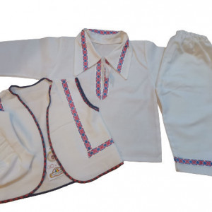 COMPLEU TRADITIONAL BAIETEL ALB CU BRODERIE,MARIME 0-3 LUNI,3-6LUNI,ROSU-ALBASTRU.02