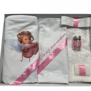 Trusou de botez, 6 piese,Ingeras fetita, roz pudra, imprimat, en gros