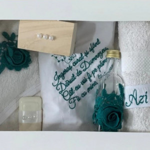 Trusou Botez cu Broderie verde smarald, en gros