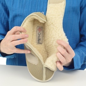 Pantofi imblaniti, trei barete reglabile, OrtoMed 8051-T22