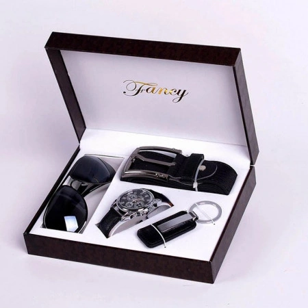 Set cadou cu ceas barbatesc, curea, breloc chei si ochelari soare Fancy