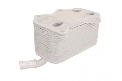 Radiator ulei potrivit AUDI A1, A3, A4 B7, A6 C6, TT; SEAT ALTEA, ALTEA XL, EXEO, EXEO ST, LEON, TOLEDO III; SKODA OCTAVIA II; VW EOS, GOLF PLUS V, GOLF V, GOLF VI, JETTA III, PASSAT B6 2.0 05.03-11.17
