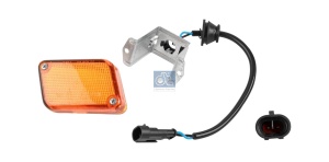 Semnalizator lateral dreapta (R10W, cu bec) potrivit IVECO EUROTECH MH, EUROTECH MP, EUROTECH MT 01.92- - Img 3