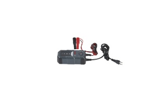 Aparat incarcat baterii auto C10, voltaj incarcare: 12 V BOSCH, curent incarcare: 3,5A, alimentare: 230V, tip baterie: AGM/Ca/Ca/EFB/GEL/VRLA - Img 4