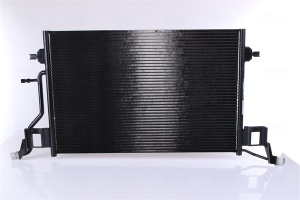 Condensator climatizare potrivit AUDI A6 4.2 (numai maşină), 01-04 - Img 3