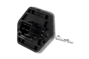 Element reglare suflanta aer (sufla controlul) potrivit HYUNDAI ACCENT III, GETZ; KIA CARENS II, CARNIVAL II, PICANTO I 1.0-2.9D 10.01-09.11 - Img 1