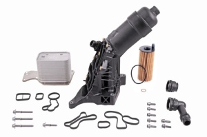 Radiator ulei (cu carcasa filtru ulei) potrivit BMW 1 (F20), 1 (F21), 2 (F22, F87), 2 (F23), 3 (E90), 3 (E91), 3 (E92), 3 (E93), 3 (F30, F80), 3 (F31), 3 (G20, G80, G28), 3 (G21) 1.5-3.0D 12.04- - Img 1