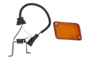 Semnalizator lateral dreapta (R10W, cu bec) potrivit IVECO EUROTECH MH, EUROTECH MP, EUROTECH MT 01.92- - Img 1