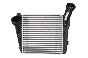 Intercooler potrivit AUDI Q7; PORSCHE CAYENNE; VW TOUAREG 3.0/3.0D 11.04- - Img 1