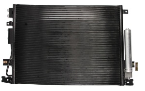 Condensator climatizare (cu uscator) potrivit CHRYSLER 300C; LANCIA THEMA 2.7-6.1 09.04- - Img 2