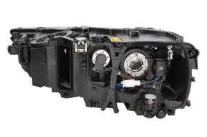 Far dreapta (D5S/H7/LED/PSY24W, cu motor) potrivit AUDI Q7 4M 01.15-12.19 - Img 2