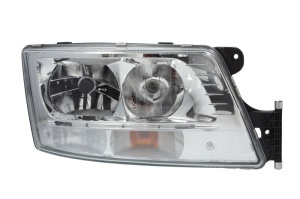 Far dreapta (2*LED/D1R/H7/PY21W, electric, cu motor, cu lumina de zi, culoare insert: crom platinat, culoare indicator: transparent) EURO 6 potrivit MAN TGX I 09.16-09.21 - Img 1