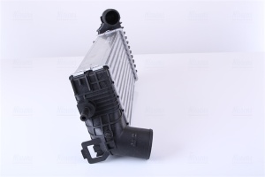 Intercooler potrivit FORD C-MAX II, FOCUS III, FOCUS III/HATCHBACK, FOCUS III/KOMBI, GRAND C-MAX, KUGA II, TOURNEO CONNECT V408 NADWOZIE WIELKO, TRANSIT CONNECT 1.5D/1.6D 07.10- - Img 4