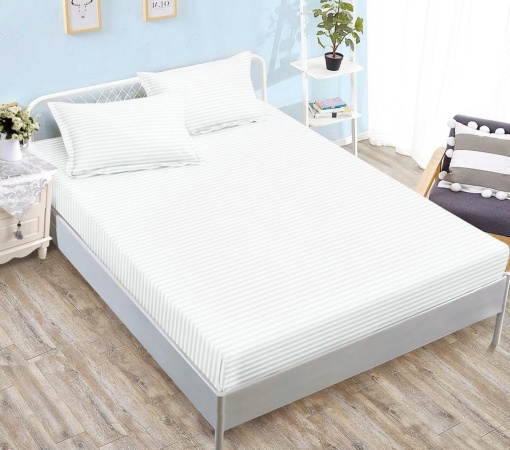 Cearsaf cu elastic tip Damasc, 180x200cm + 2 fete de perna, cod produs H21-8877