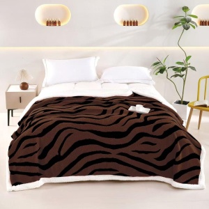Patura COCOLINO cu blanita. 200x230cm, cod produs H21-9857