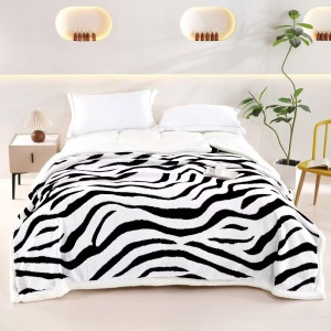 Patura COCOLINO cu blanita. 200x230cm, cod produs H21-9858