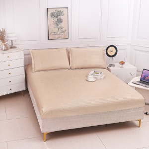 Cearsaf cu elastic tip Damasc, 180x200cm + 2 fete de perna, cod produs H21-8611