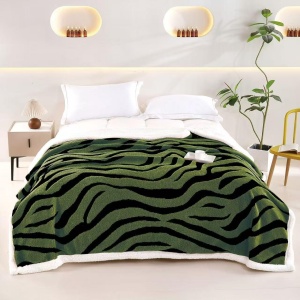 Patura COCOLINO cu blanita. 200x230cm, cod produs H21-9856