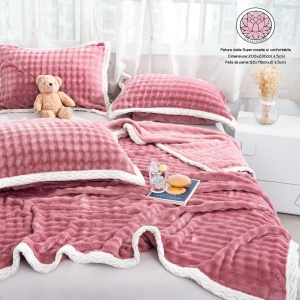 Patura Cocolino Pufoasa 200x230cm + 2 fete de Perna, cod produs H21-10458