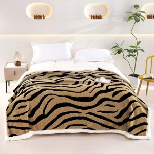 Patura COCOLINO cu blanita. 200x230cm, cod produs H21-9862