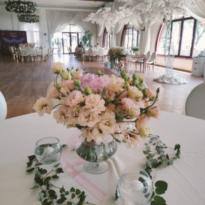 Aranjamente florale nuntă/botez - ZÂMBET ROZ PUDRAT