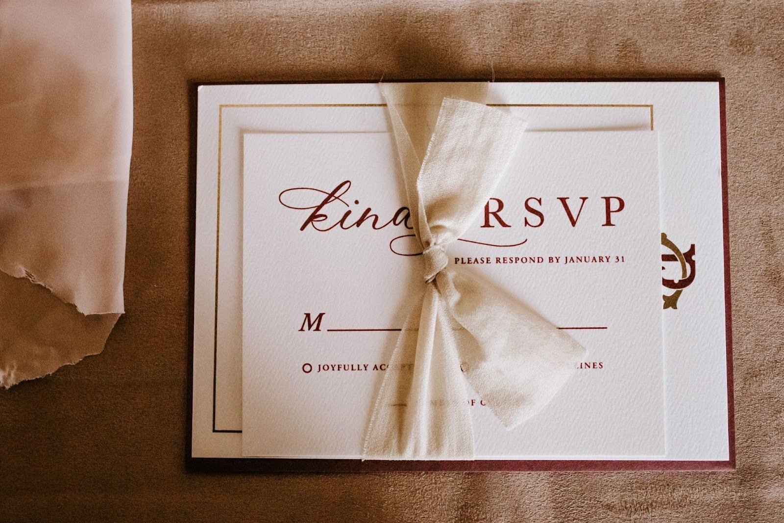 Invitatii de nunta moderne cu care vei face o impresie extraordinara