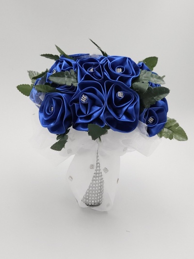 Buchet albastru regal