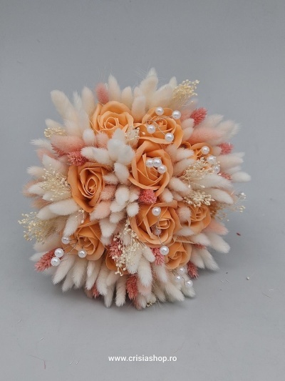 Buchet mireasa flori uscate, orange rose, ivory si roz