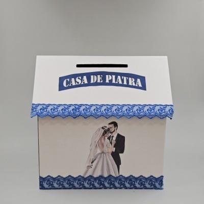 Casa pentru bani cu dantela albastră