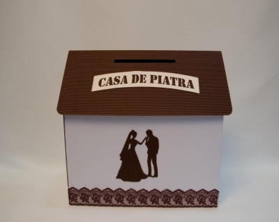 Casa de bani maro inchis