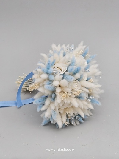 Buchet mireasa flori uscate, baby blue & ivory - Img 1
