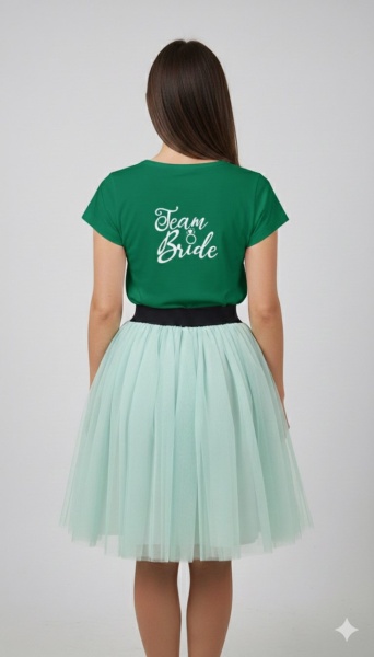Tricou verde inscriptionat cu Team Bride, cu fusta verde mint - Img 2