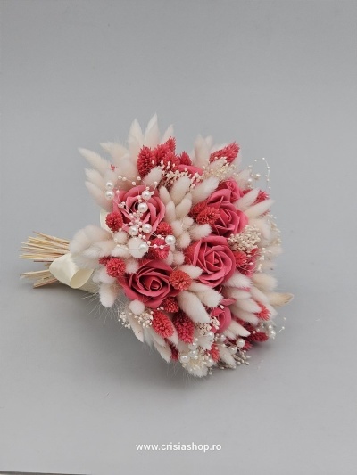 Buchet mireasa flori uscate, ivory, red rose si magenta - Img 2