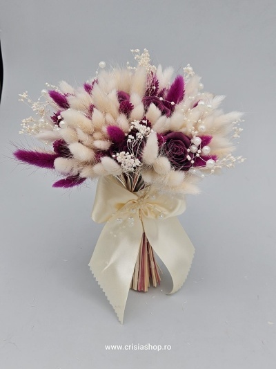 Buchet mireasa flori uscate, ivory & magenta